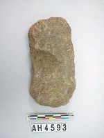 藏品(小型舌刃打製石斧)的圖片